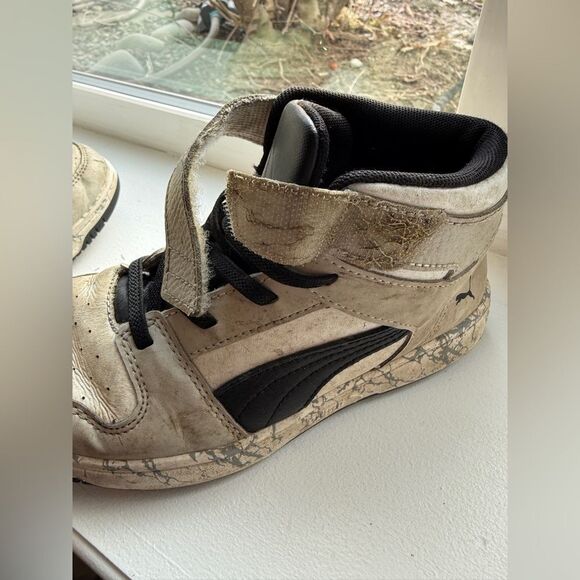 Puma Kids High-Top Sneakers sz 2.5 good dirty condition - Picture 2 of 9